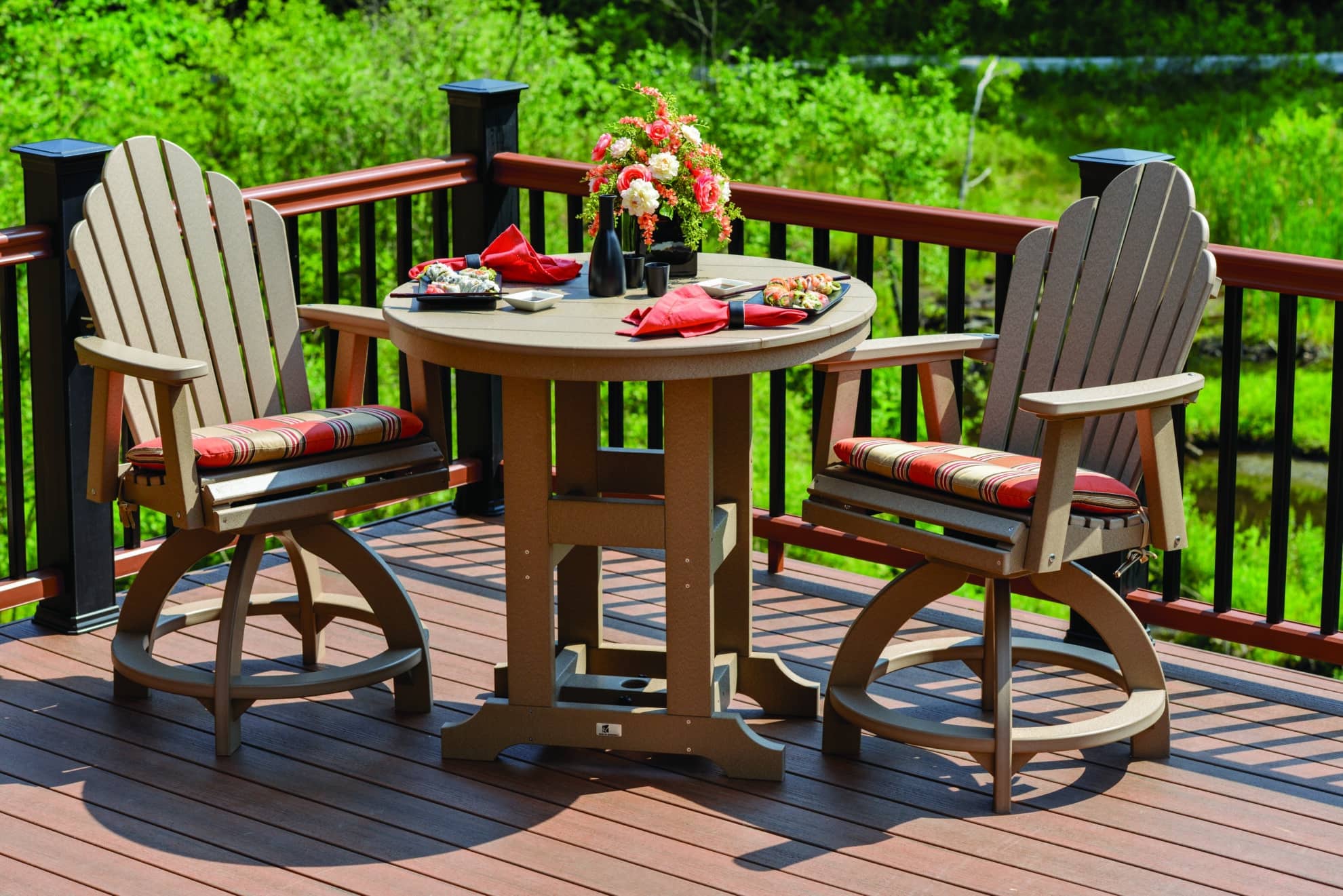 Cozi Back swivel chair with Garden classic table