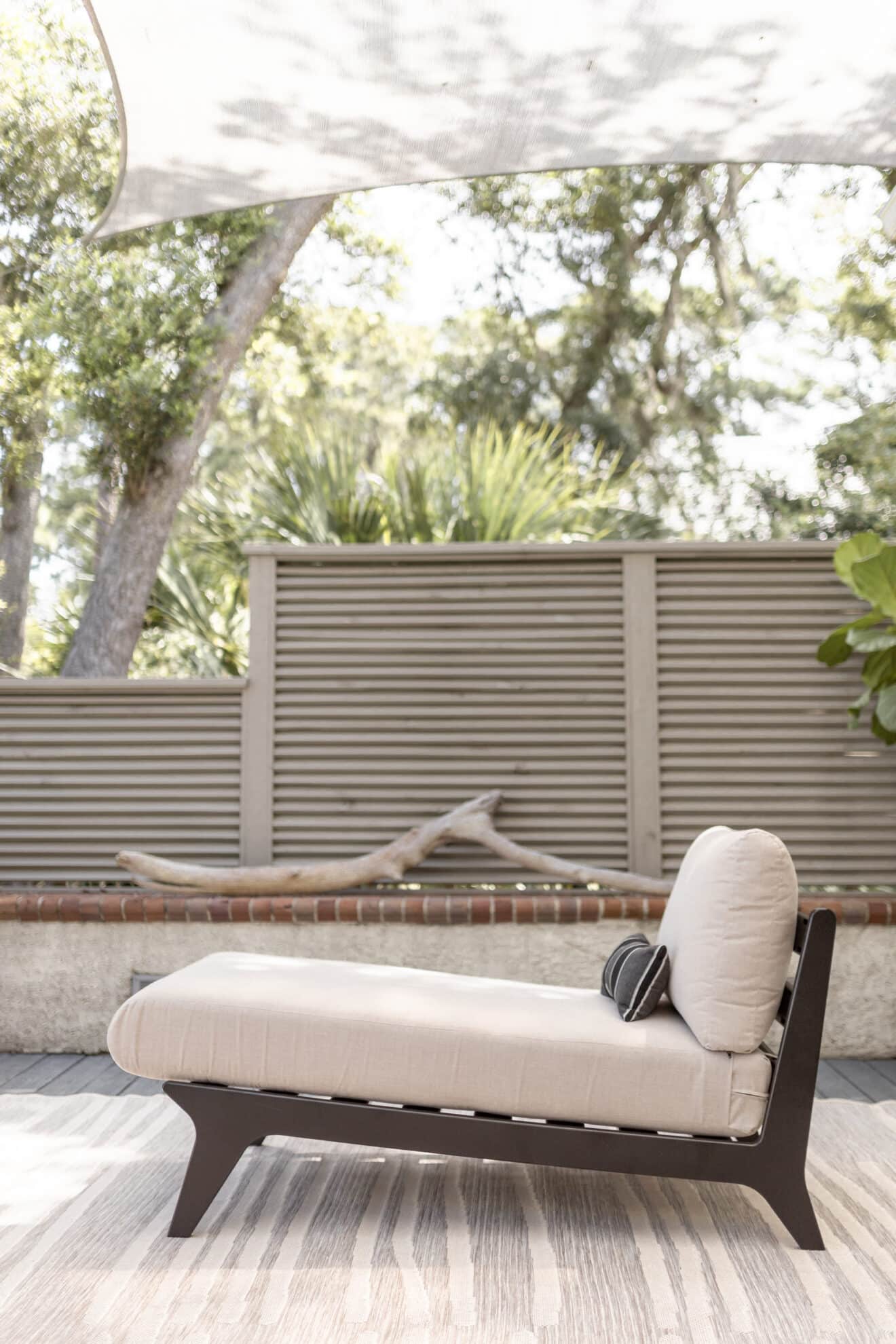 Chaise Lounge