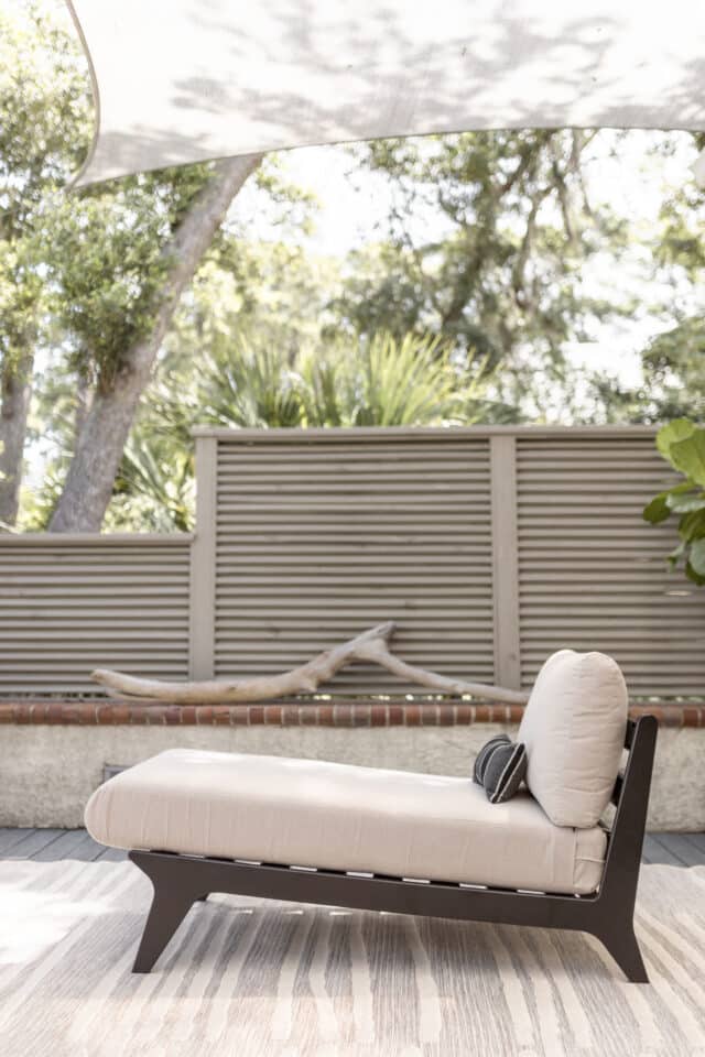 Chaise Lounge