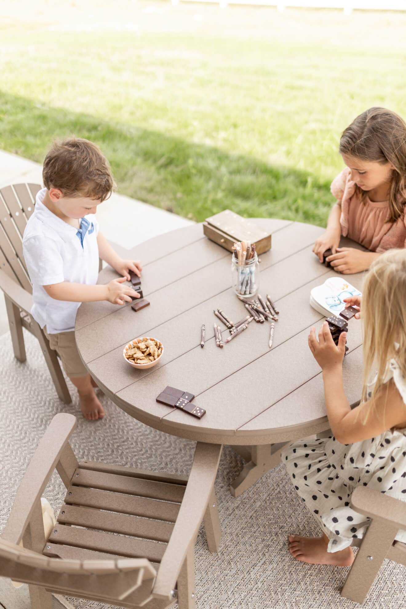 Kids Round Dining Table
