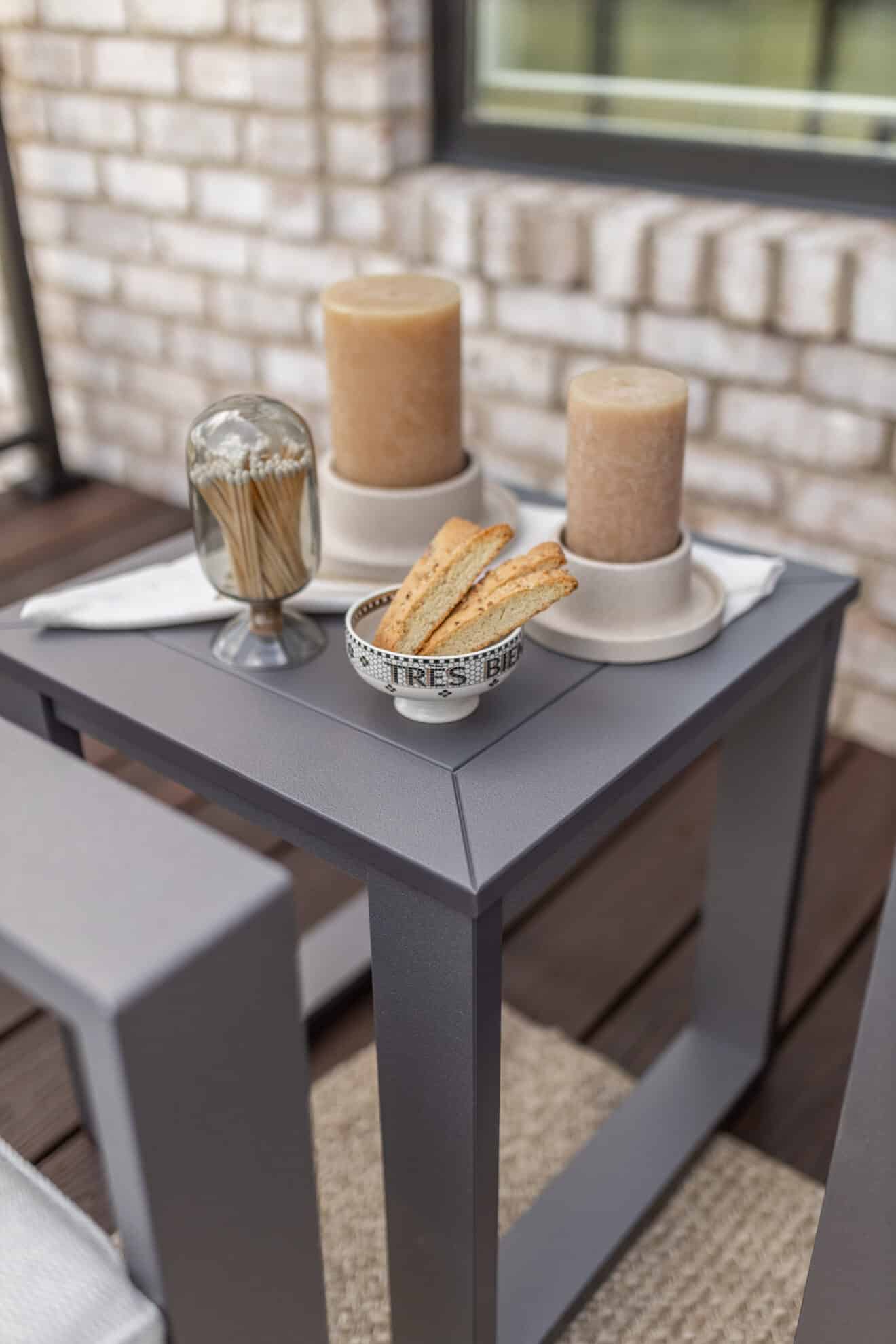 End table