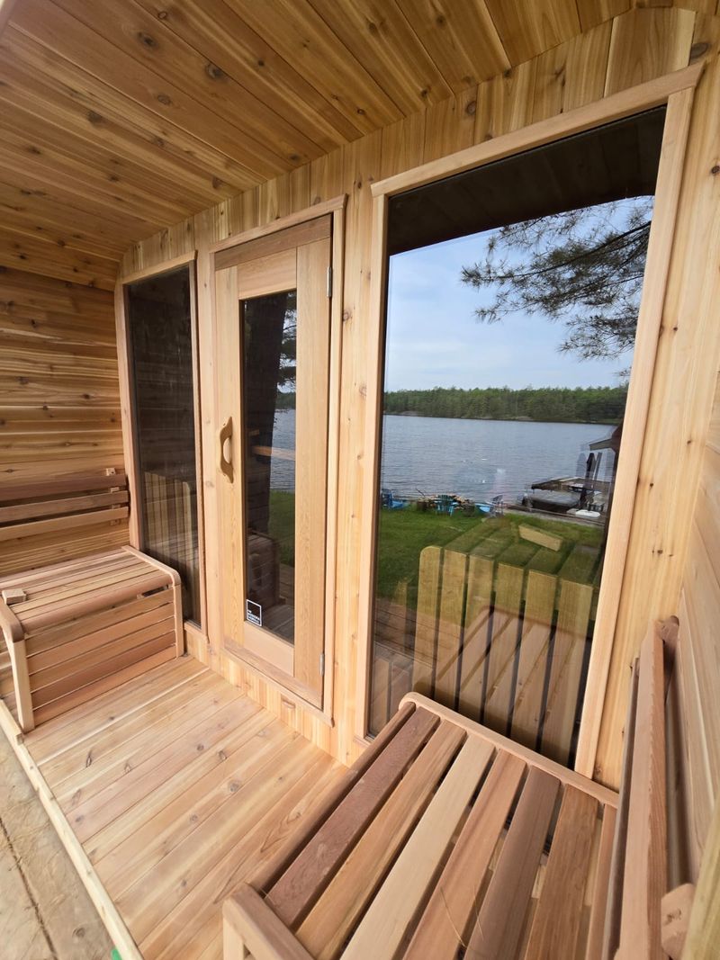 Luna Sauna Close up